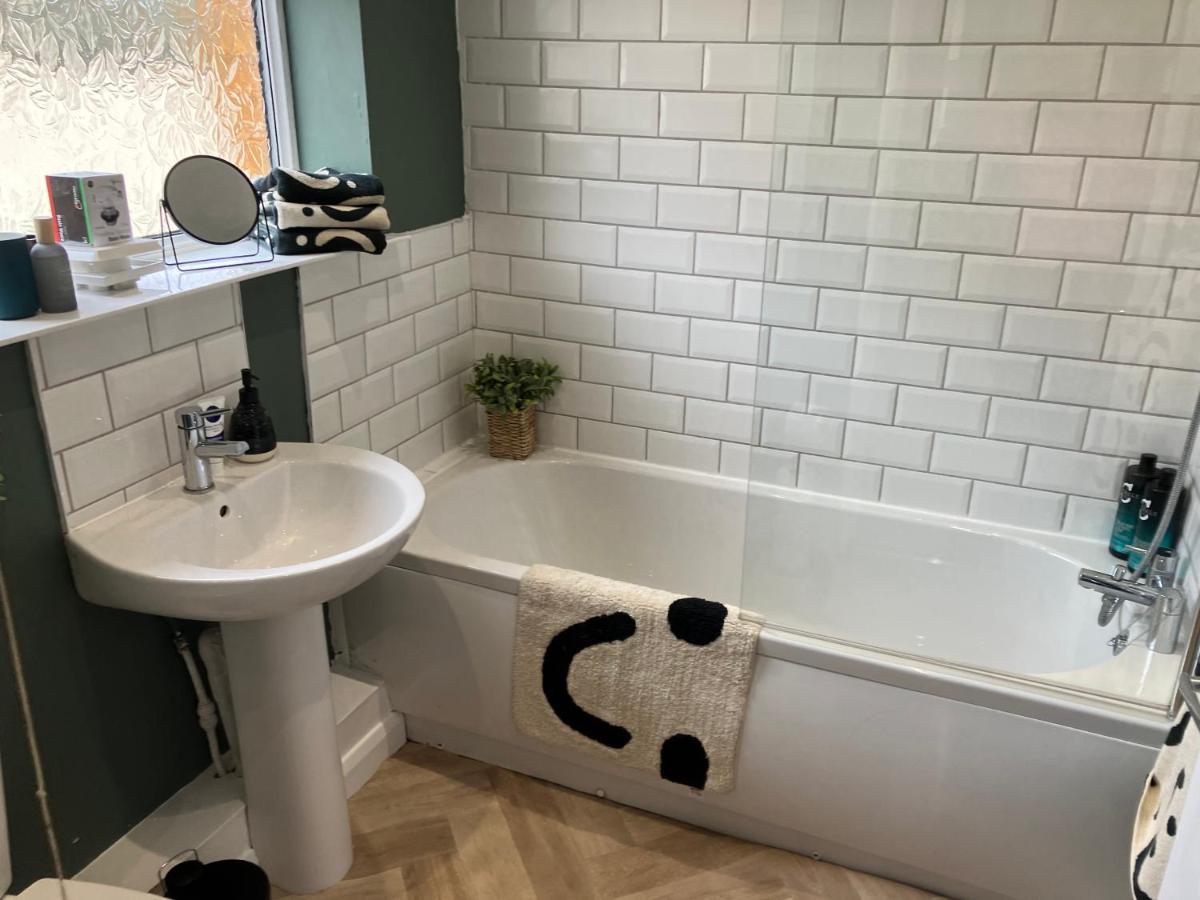 Rose Cottage - City Centre, Hospital Crownwork Studios, Nissan & Stadium Of Light Sunderland  Eksteriør bilde